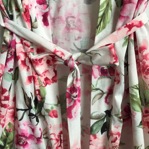 Show Me Your MuMu Floral Robe - Picture 5 of 11
